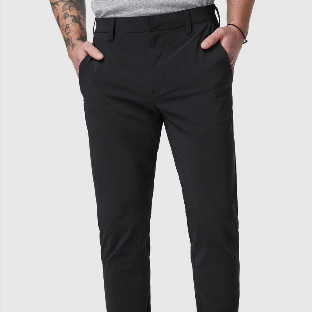 Fabletics the Only Pant - M